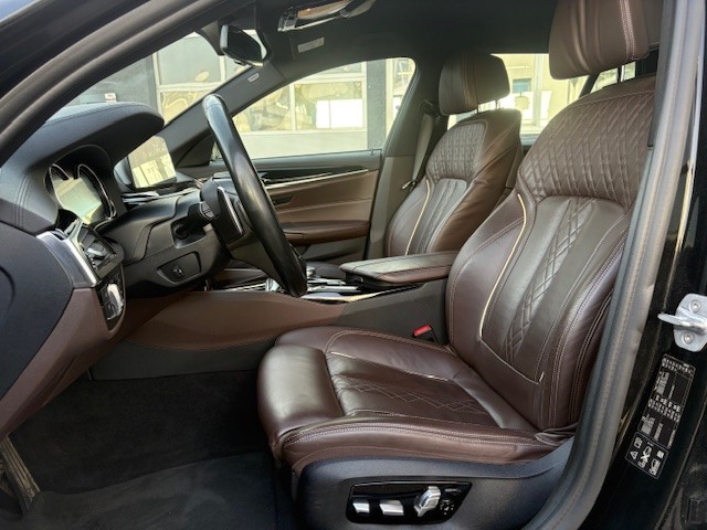BMW 520d xDrive paddles Touring-image-9
