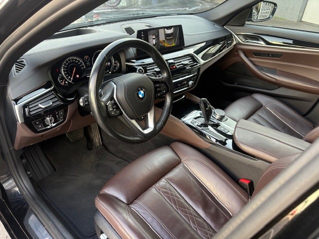BMW 520d xDrive paddles Touring-image-7