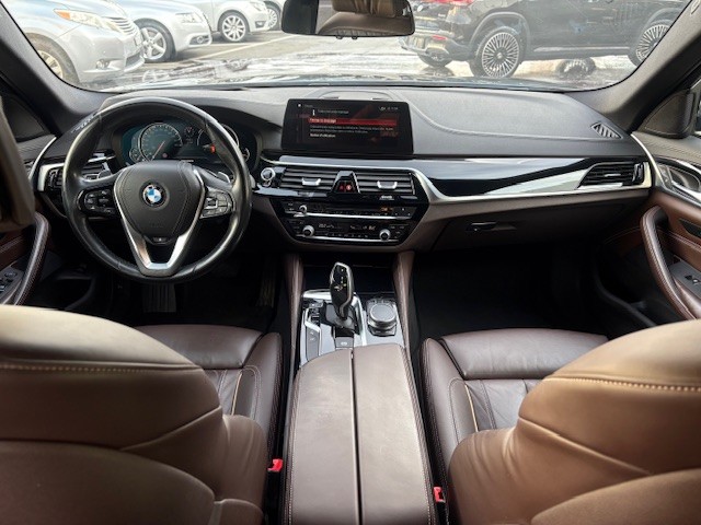 BMW 520d xDrive paddles Touring-image-13