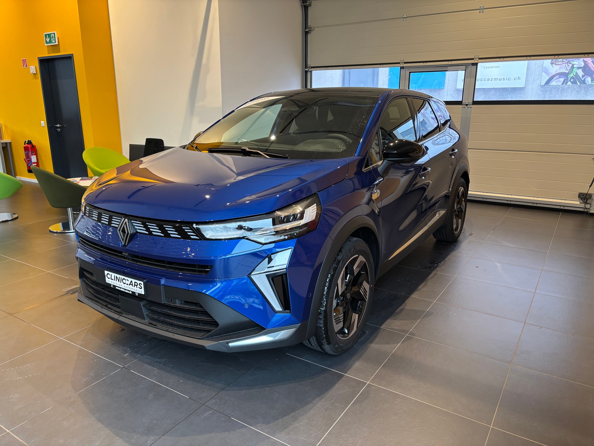 RENAULT Symbioz 1.8 E-Tech Techno-showroom-element-2
