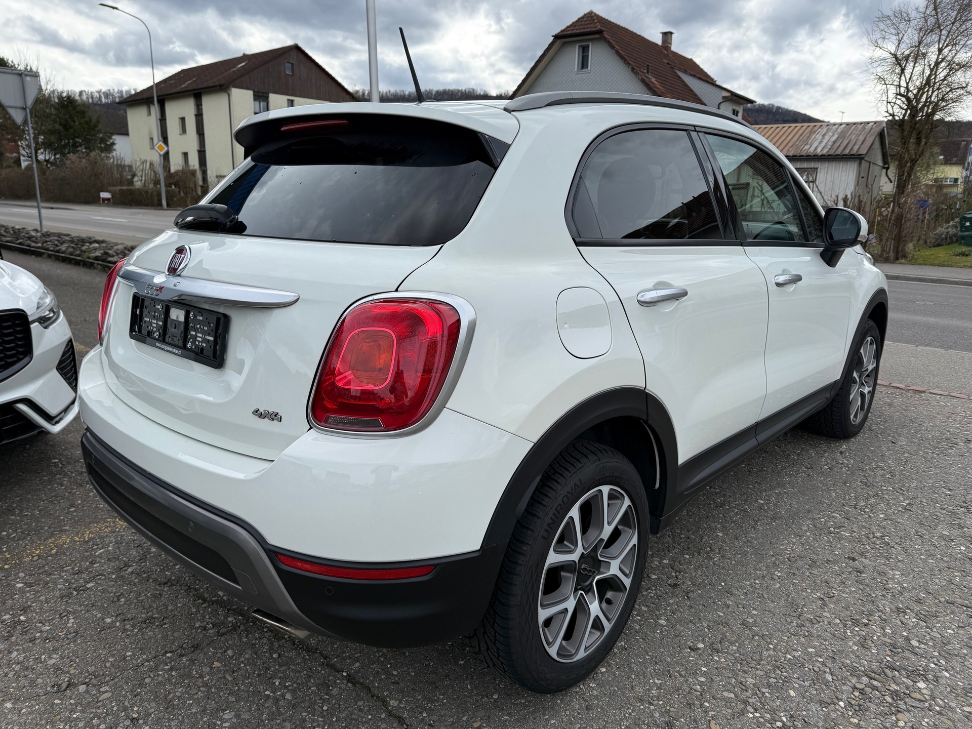 FIAT 500X 2.0 MJ Cross 4x4 Automatic-image-5