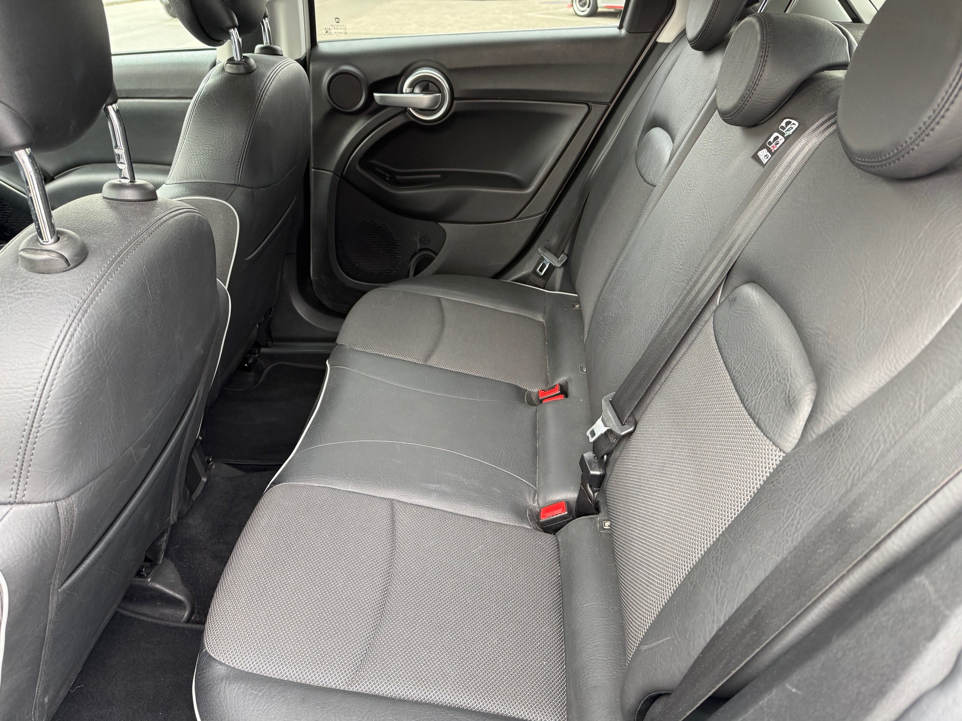 FIAT 500X 2.0 MJ Cross 4x4 Automatic-image-9