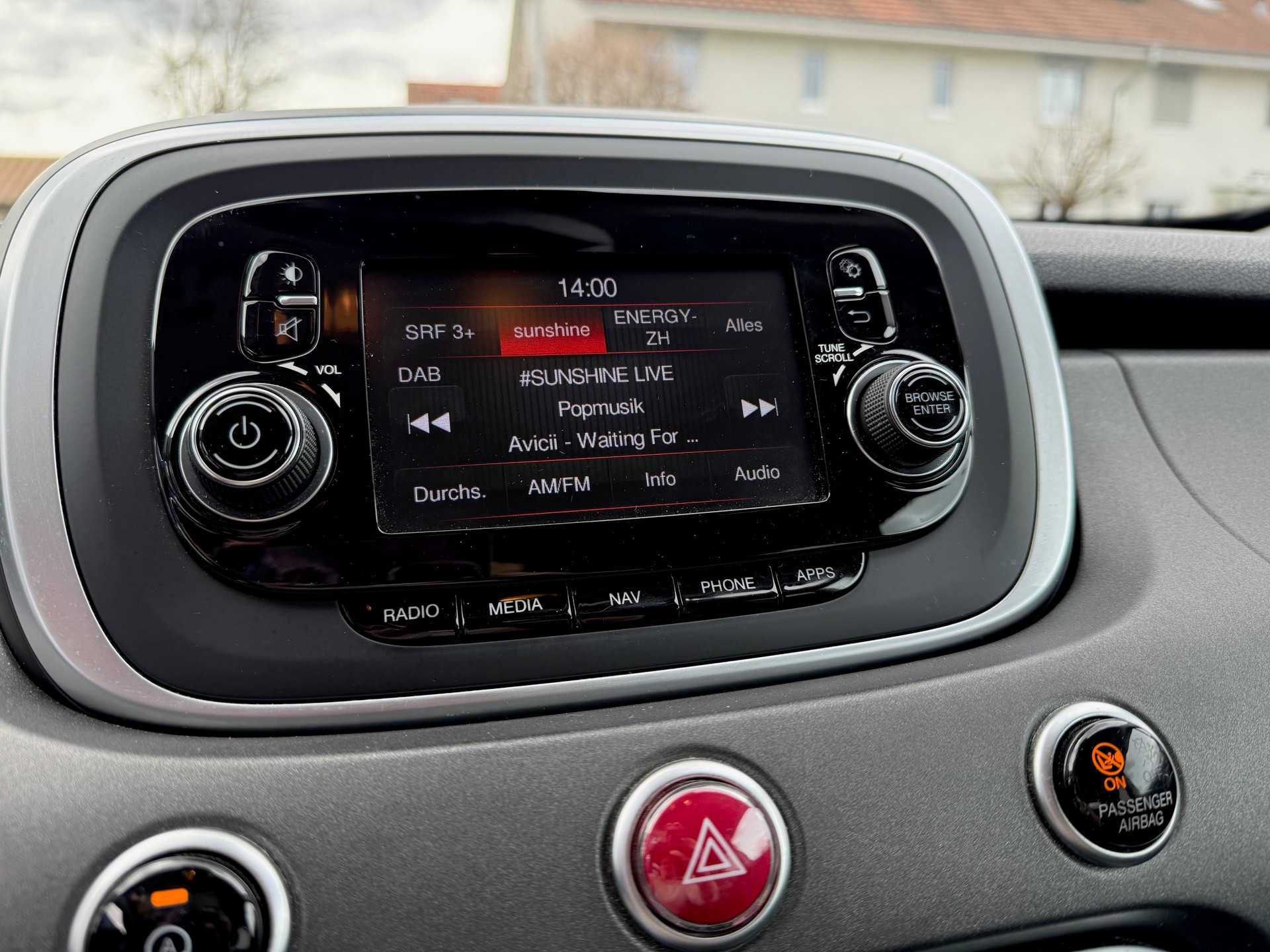 FIAT 500X 2.0 MJ Cross 4x4 Automatic-image-10