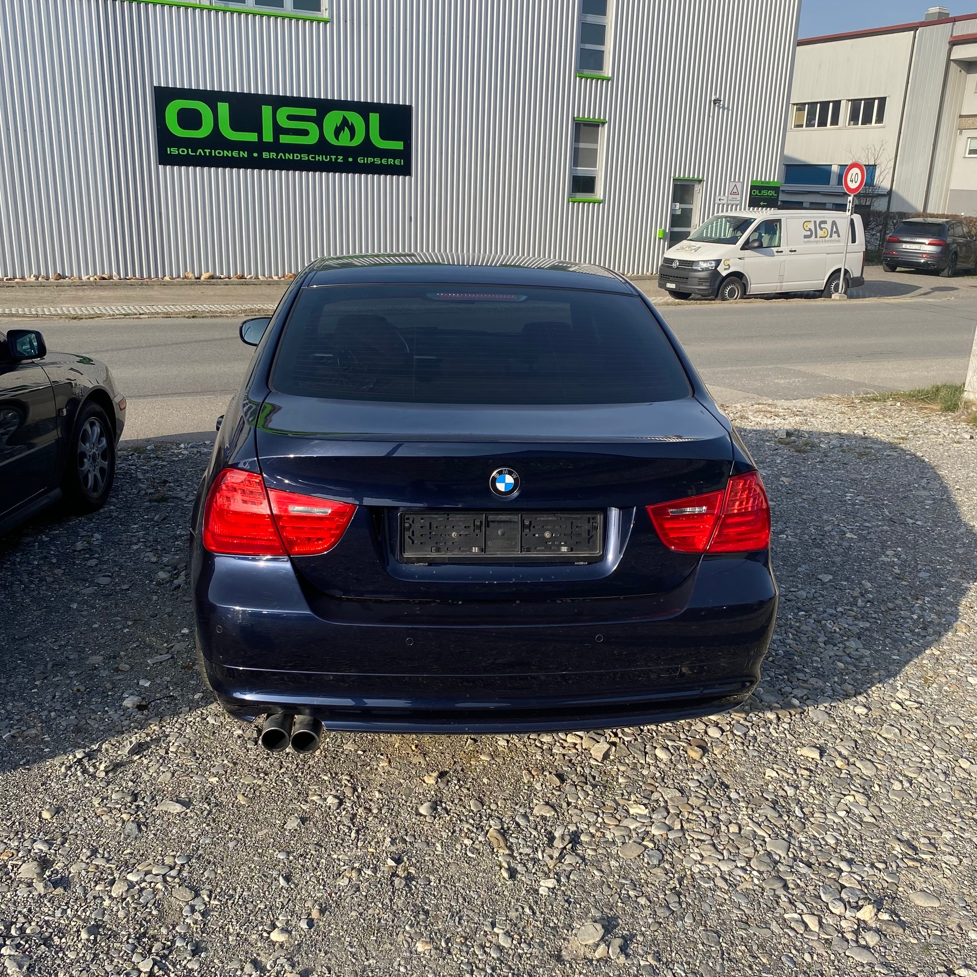 BMW 330i x-Drive Steptronic-image-3