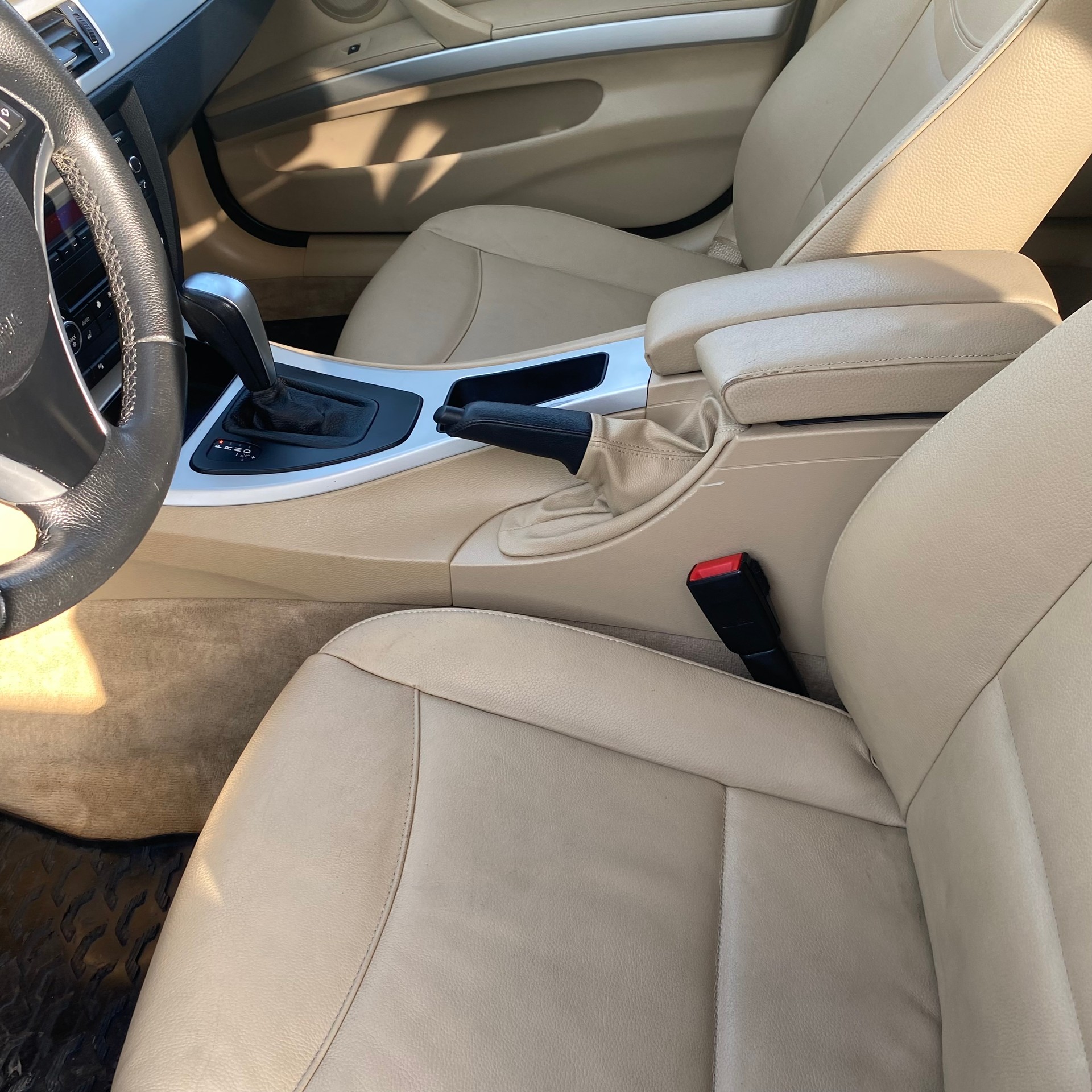 BMW 330i x-Drive Steptronic-image-10