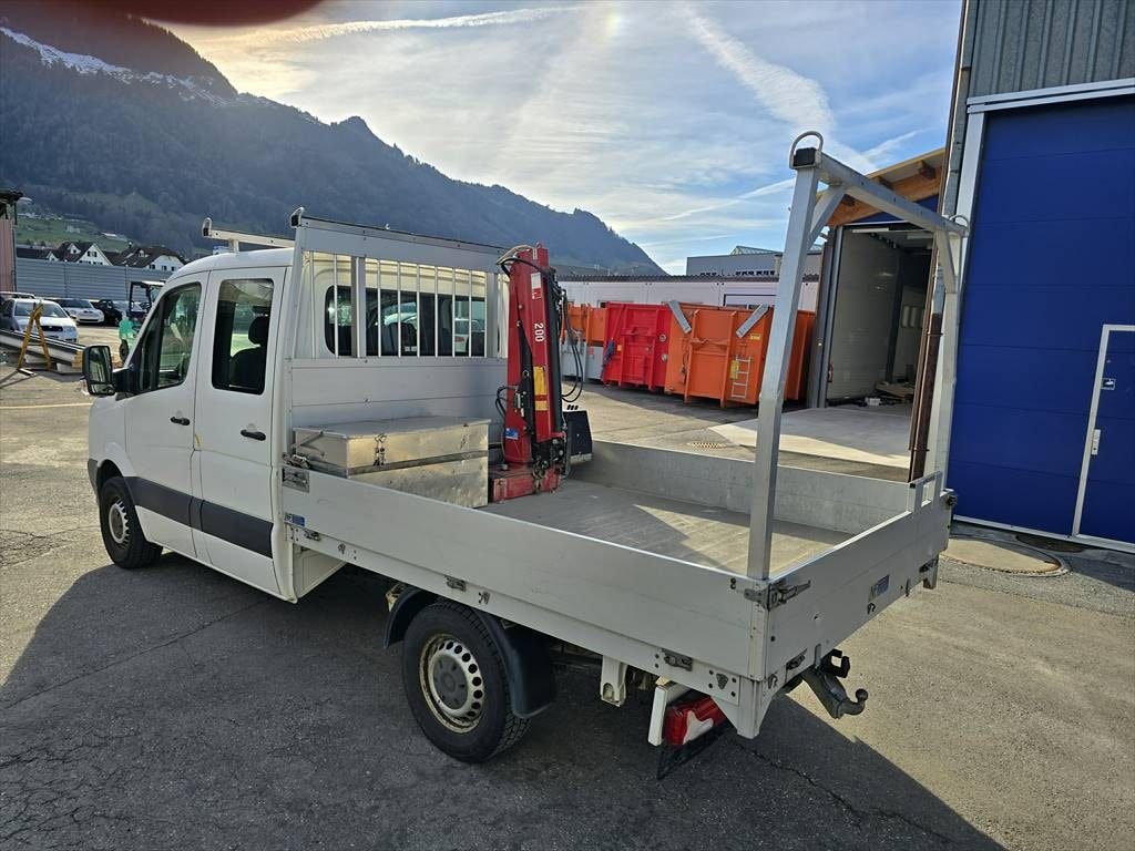 VW Crafter 35 2.0 TDI CR-image-2