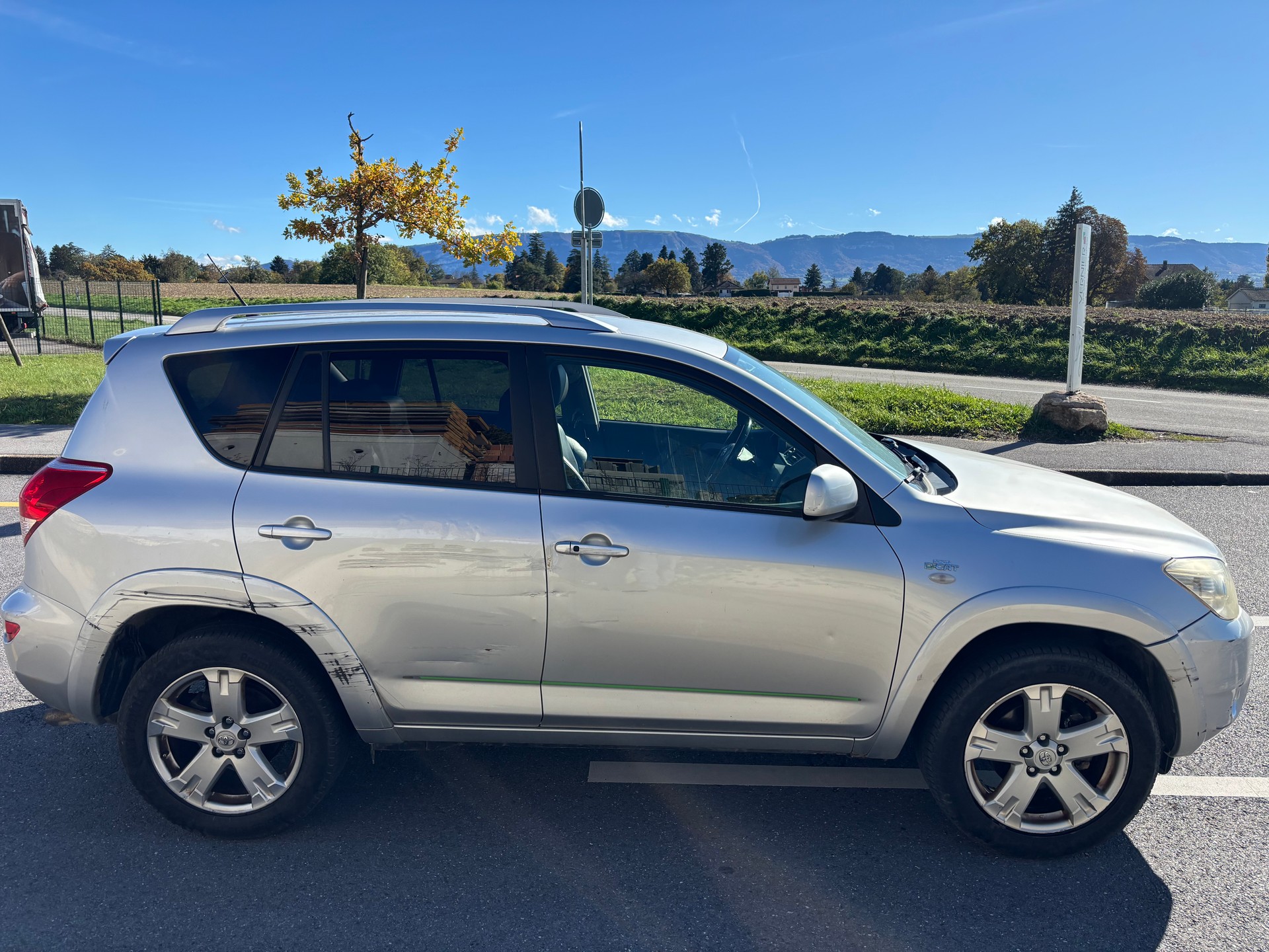 TOYOTA RAV-4 2.2D-4 D CleanPower Linea Sol-image-6
