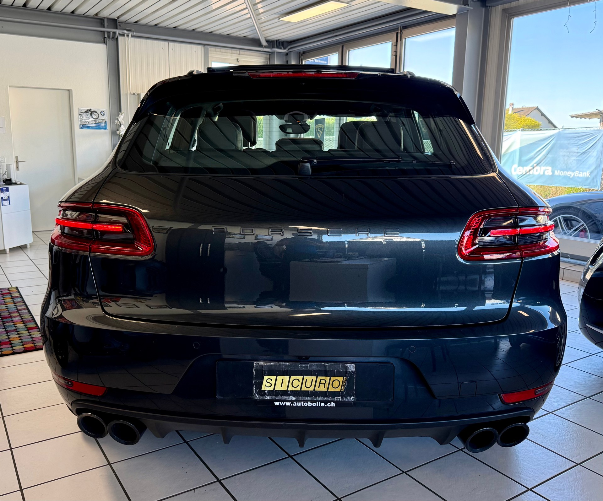 PORSCHE Macan Turbo Performance PDK-image-8