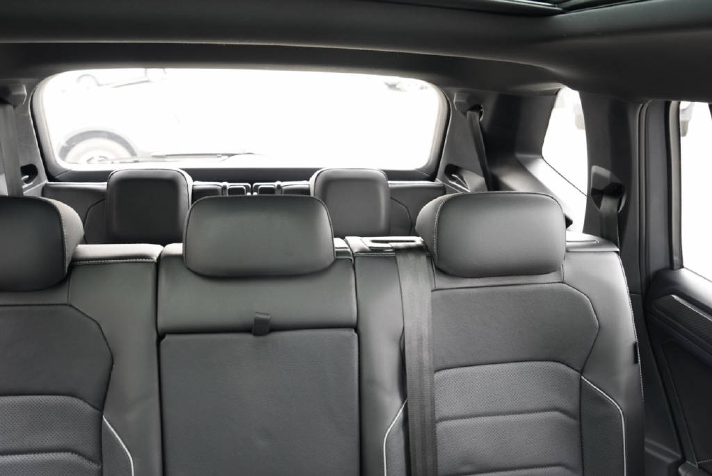VW Tiguan Allspace 2.0 TSI R-Line DSG-image-19