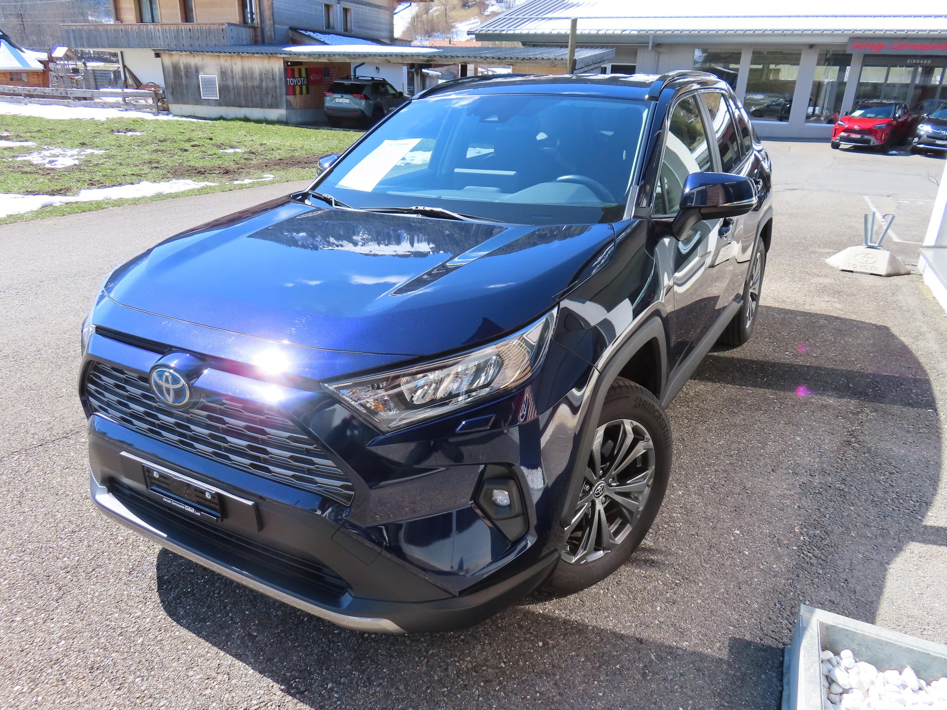 TOYOTA RAV4 2.5 HEV Trend-showroom-element-3