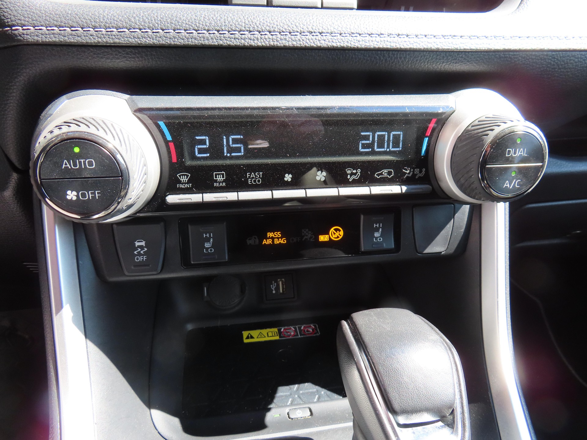 TOYOTA RAV4 2.5 HEV Trend-image-9