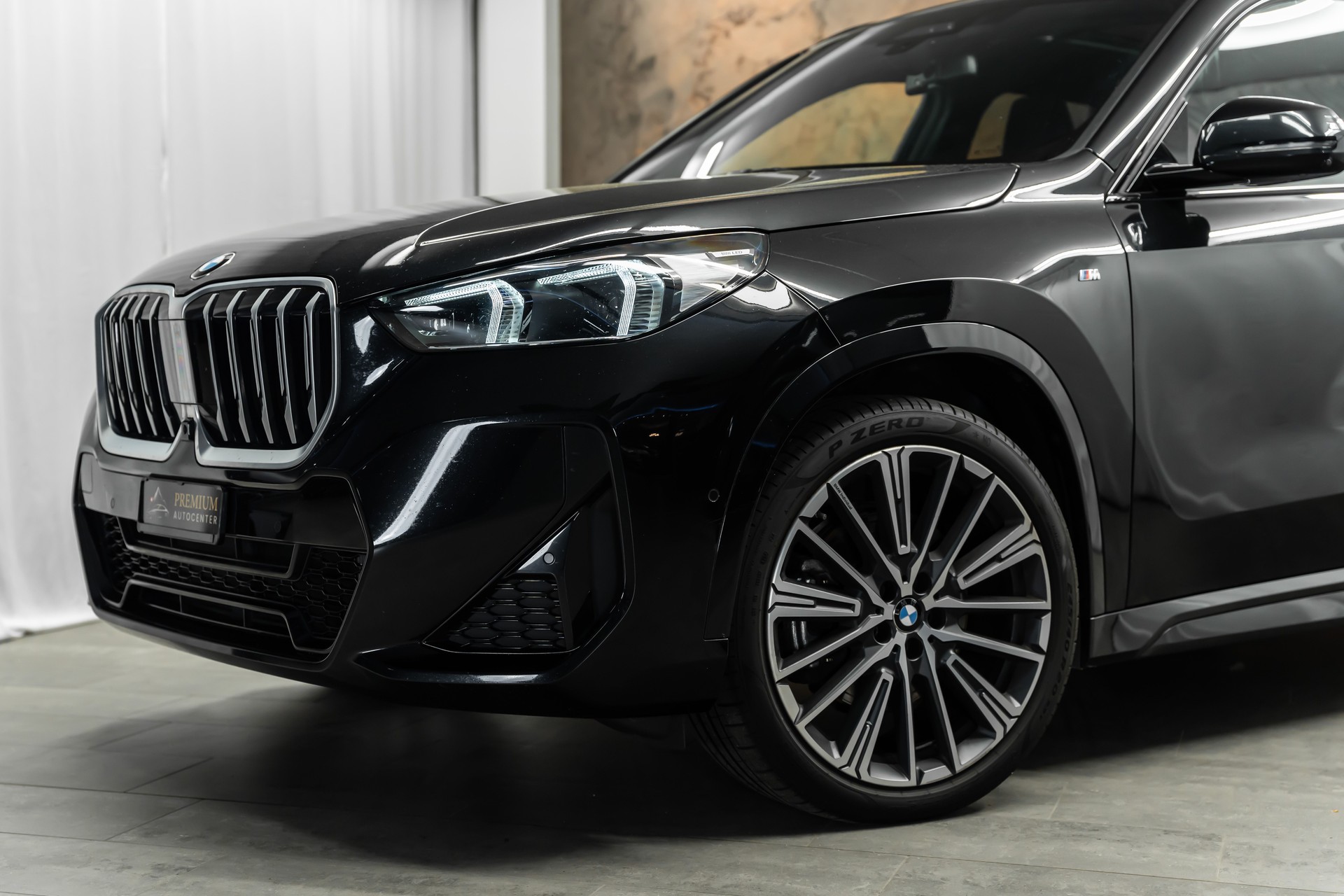 BMW X1 xDrive 23d 48V M Sport *Facelift*Panorama*Head-Up*AHK*-showroom-element-1