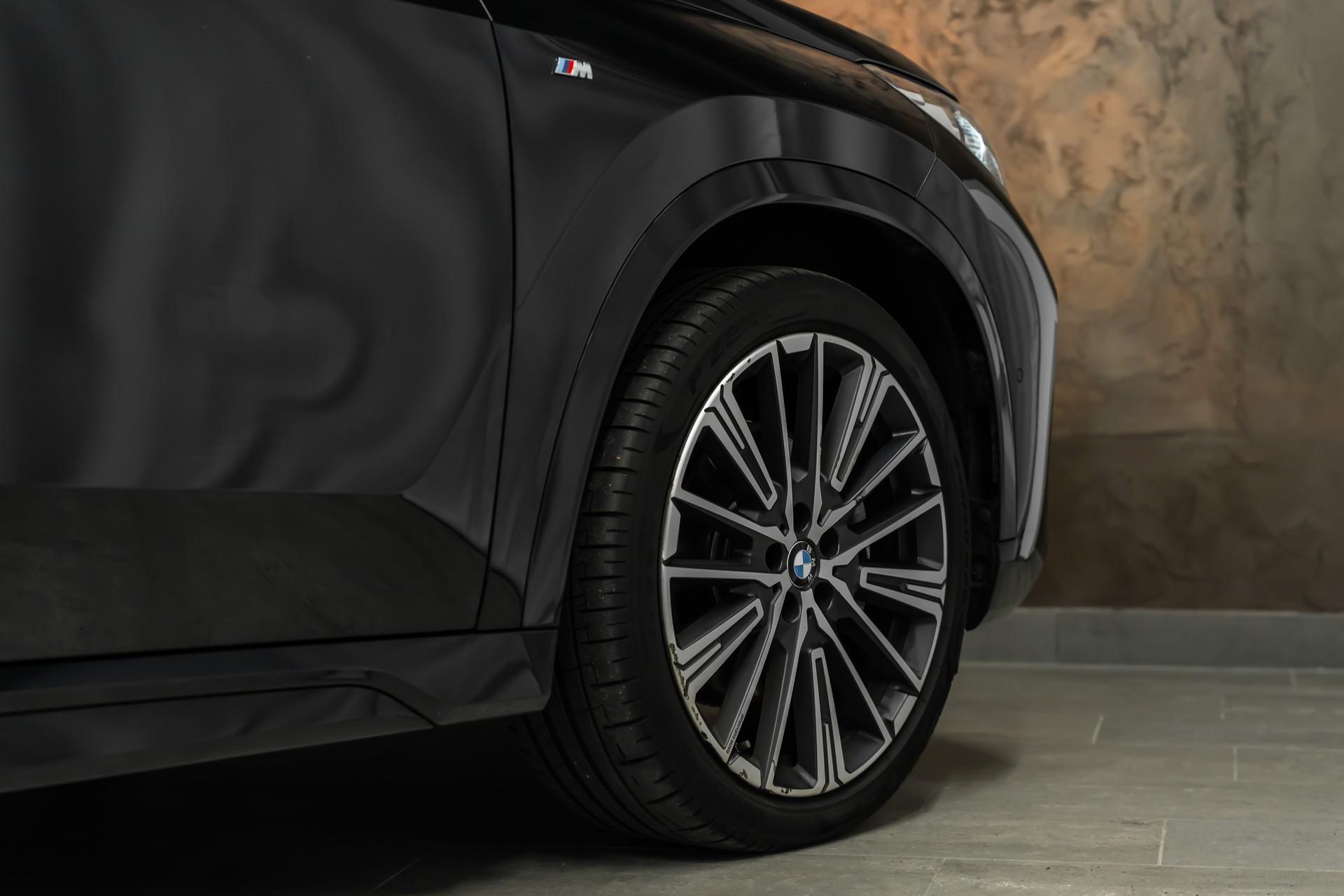 BMW X1 xDrive 23d 48V M Sport *Facelift*Panorama*Head-Up*AHK*-image-8