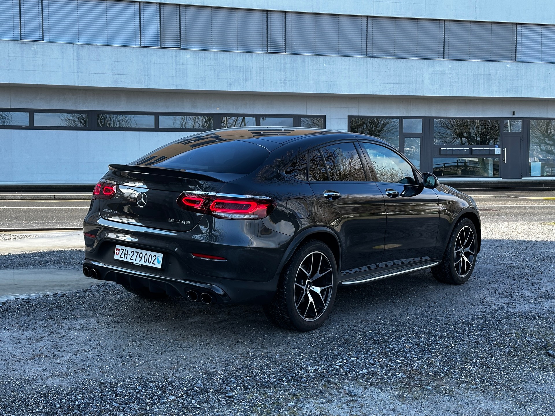 MERCEDES-BENZ GLC Coupé 43 AMG 4Matic 9G-Tronic-image-3