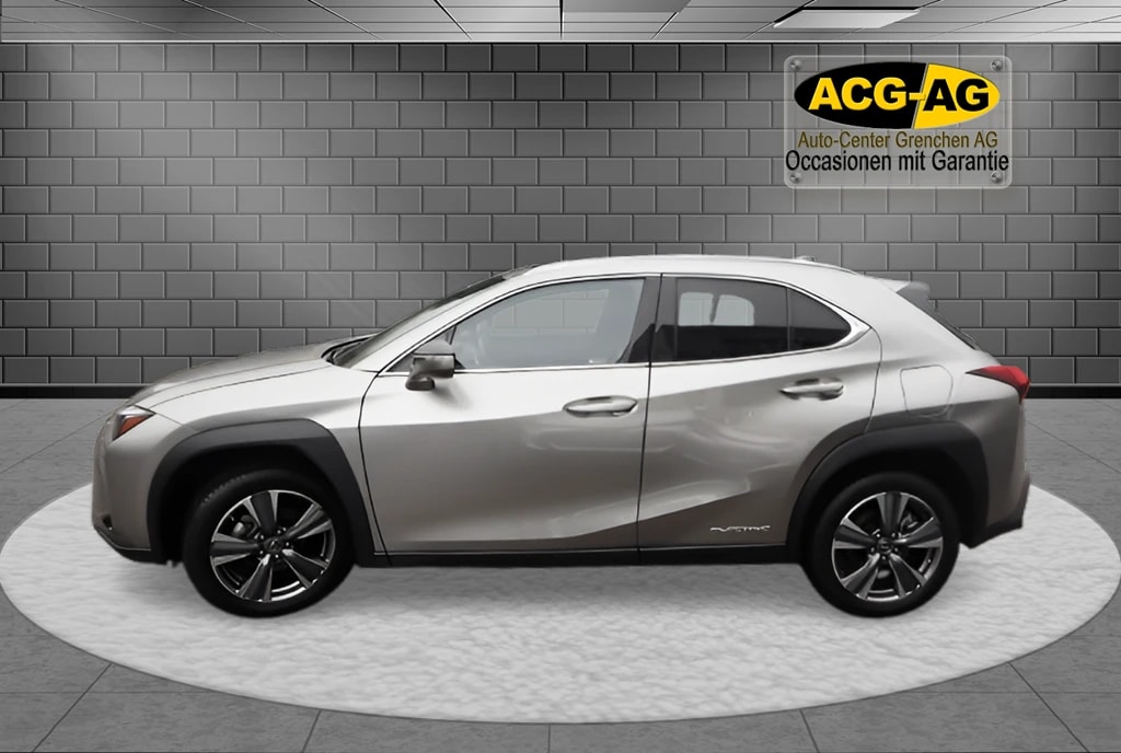 LEXUS UX 300e Excellence Automatic ** Voll-Leder Ausstattung ** Gr-Navi ** RF-Kamera 360° ** Glasschiebedach ** HUD ** Neues Modell-showroom-element-3