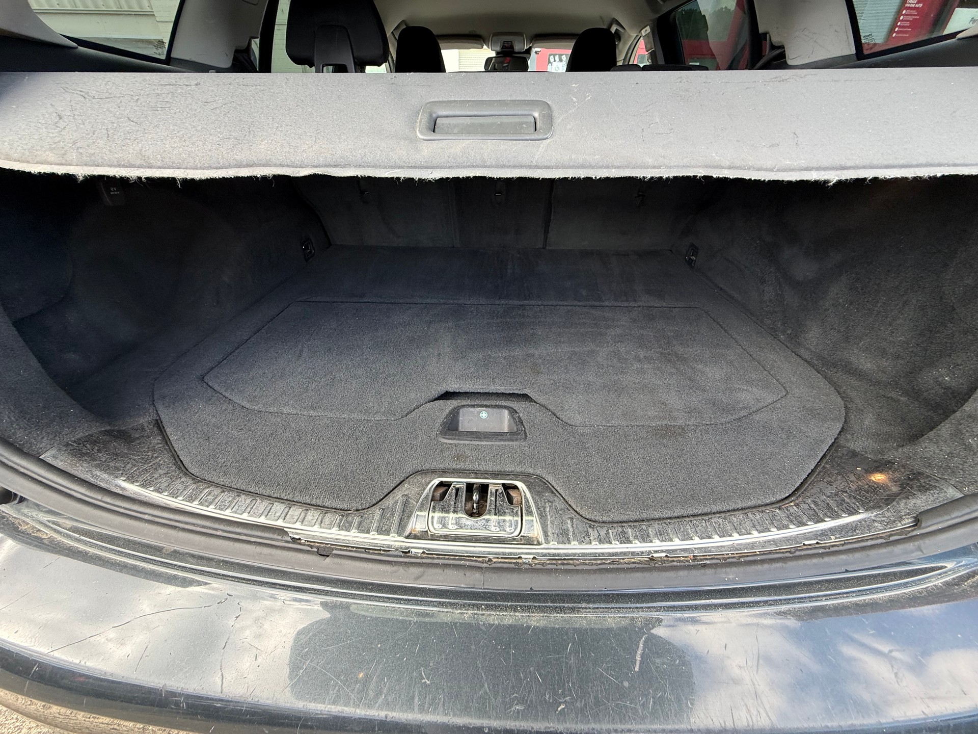 VOLVO V60 D4 AWD Family Edition Geartronic-image-8