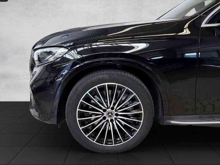 MERCEDES-BENZ GLC 300 d 4Matic 9G-Tronic-image-17
