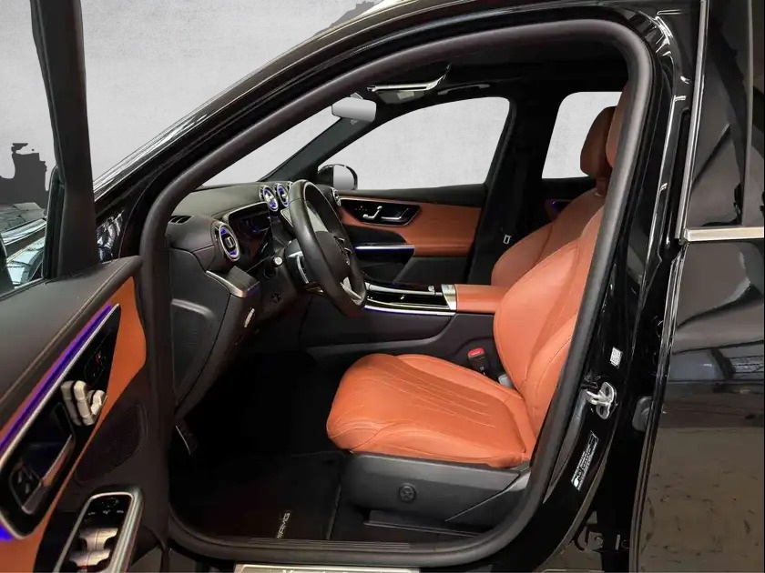 MERCEDES-BENZ GLC 300 d 4Matic 9G-Tronic-showroom-element-3