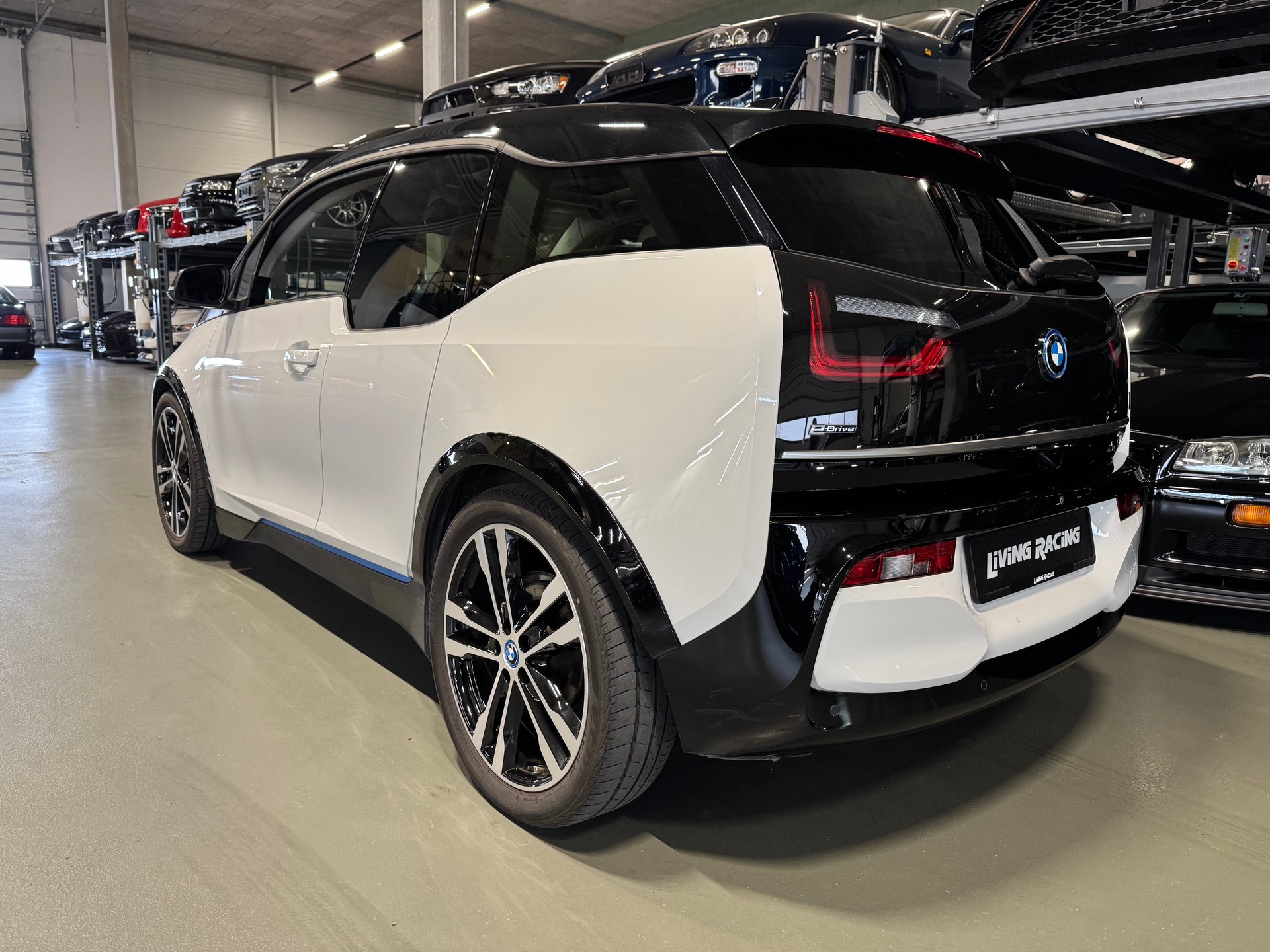 BMW i3s (94Ah) Range Extender-image-2