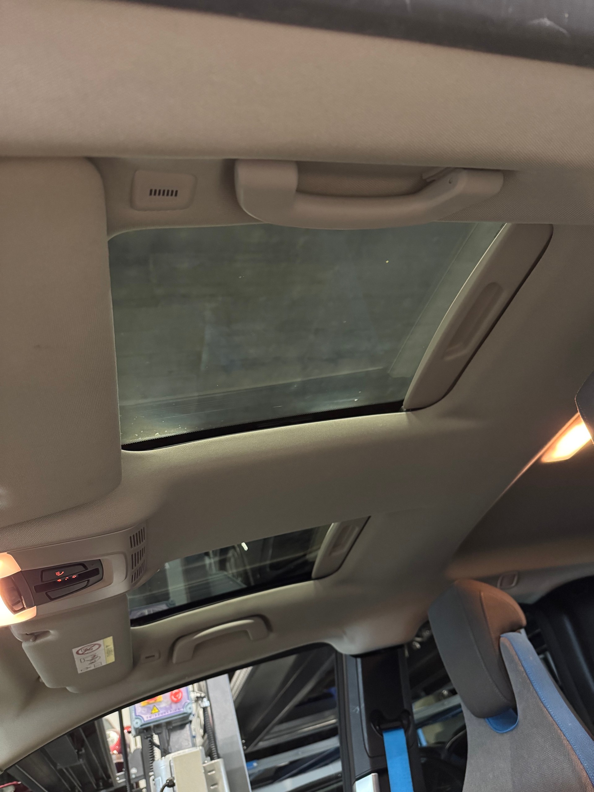 BMW i3s (94Ah) Range Extender-image-11