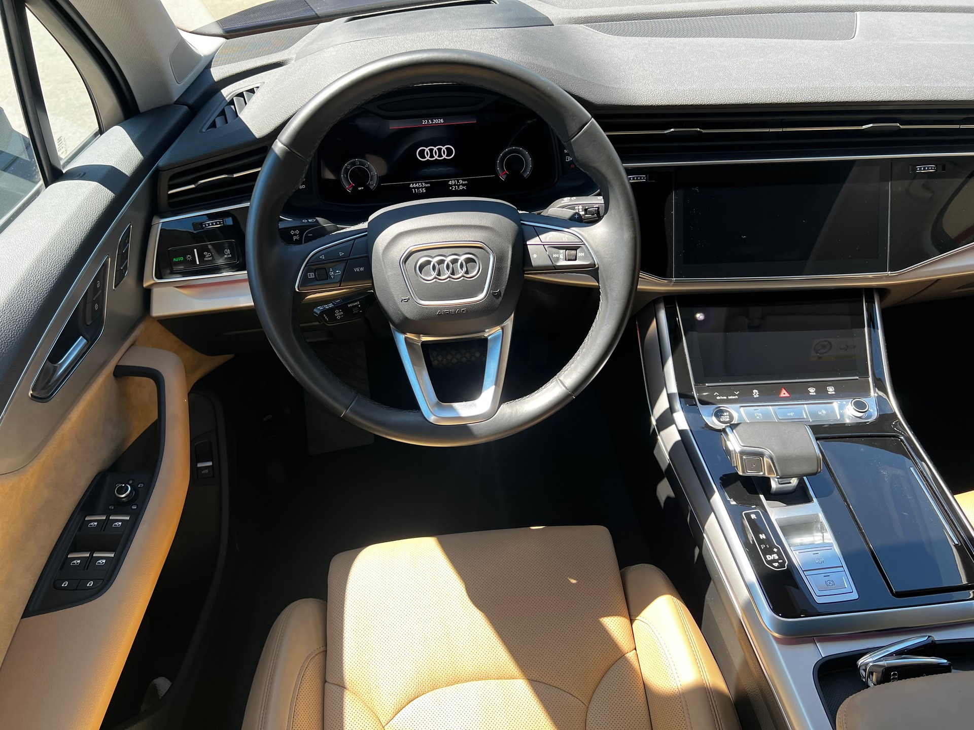 AUDI Q7 50 TDI quattro S Line // Luftfederung // Matrix // HUD // Pano // 360°-image-12