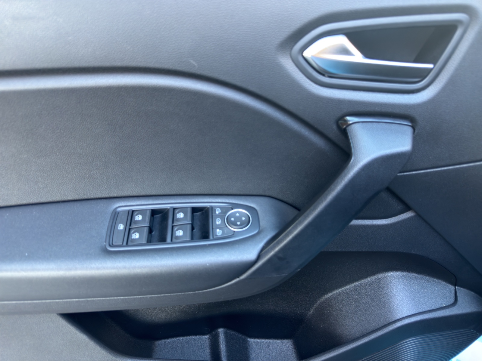 RENAULT Captur 1.3 TCe EDC Intens EDC-image-9