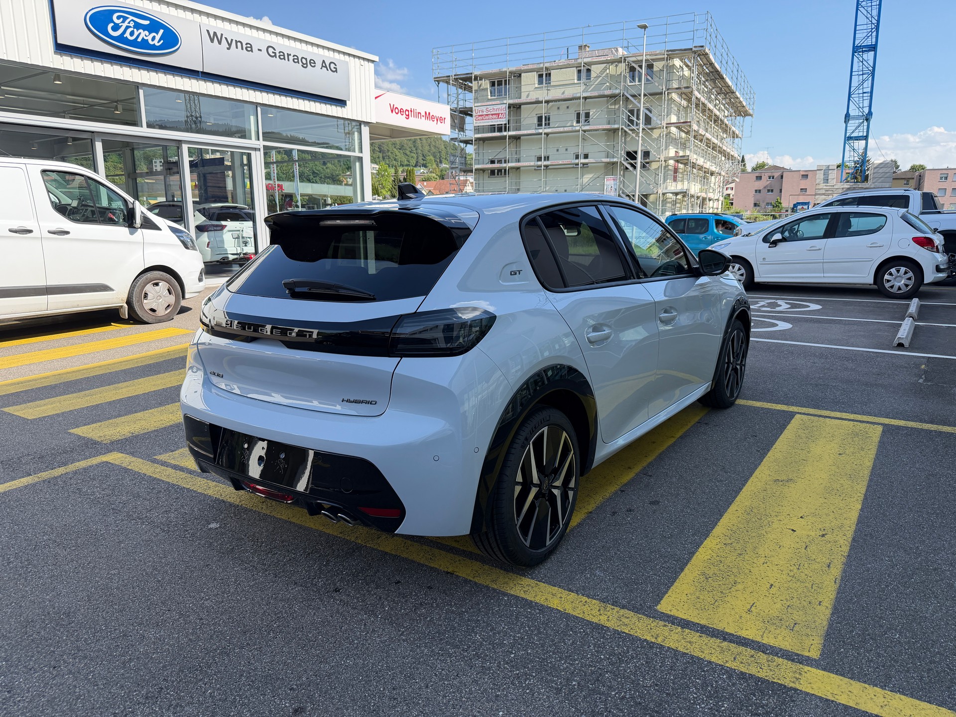 PEUGEOT 208 1.2 MHEV 145 GT-image-3
