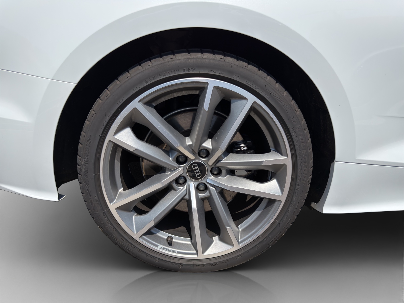 AUDI S5 Cabriolet 3.0 TFSI quattro tiptronic-image-13