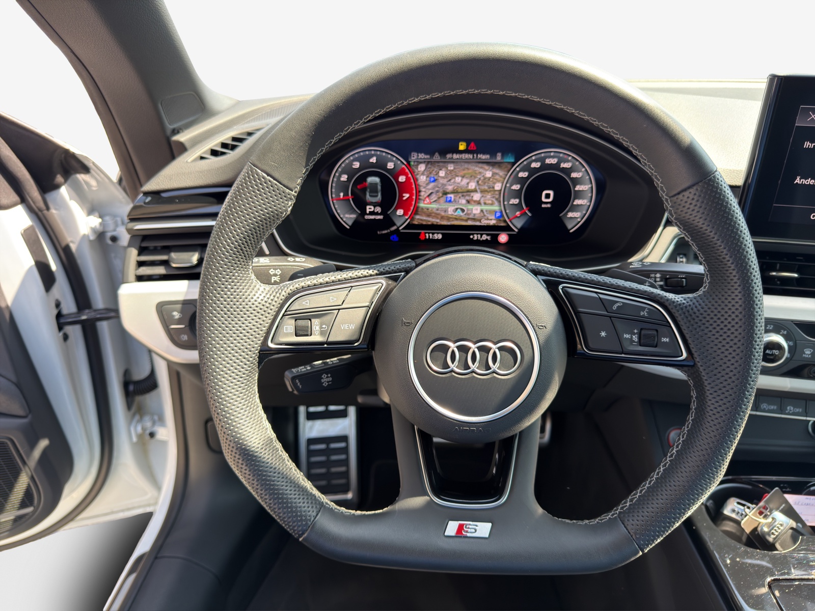 AUDI S5 Cabriolet 3.0 TFSI quattro tiptronic-image-9