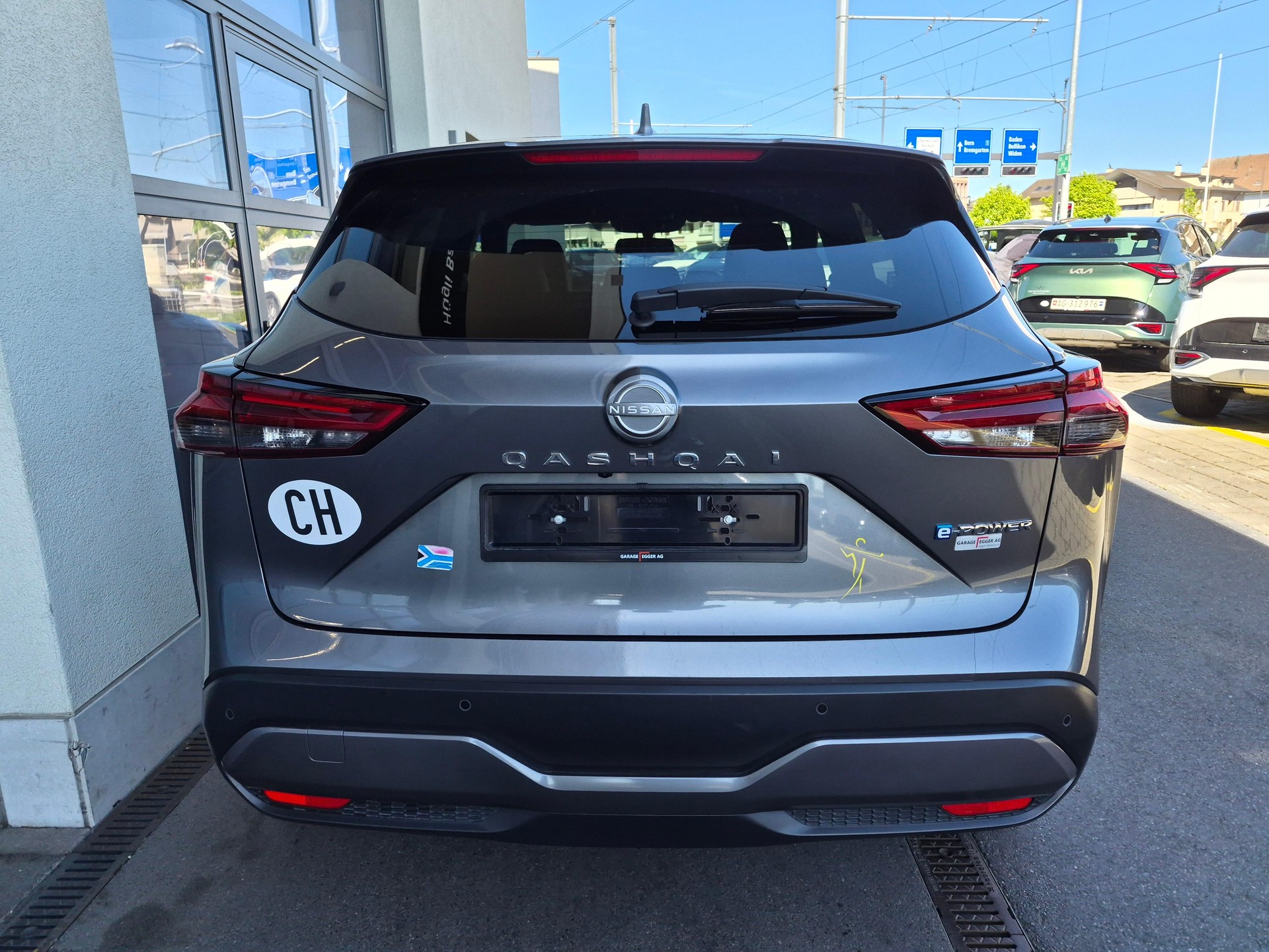 NISSAN Qashqai 1.5 VC-T Tekna-image-9