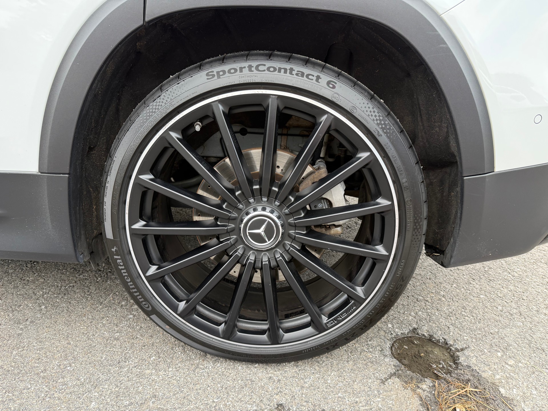 MERCEDES-BENZ GLB 35 AMG 4Matic 8G-Tronic-image-29
