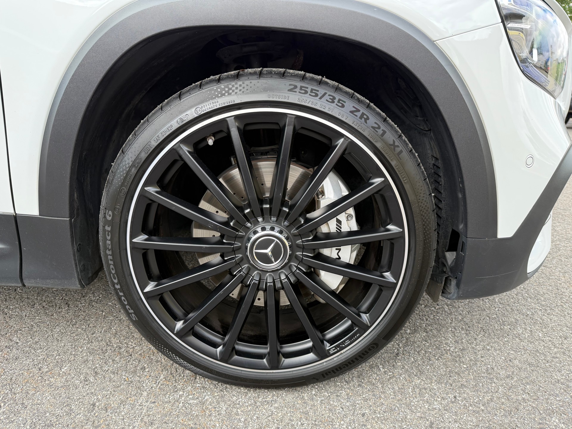 MERCEDES-BENZ GLB 35 AMG 4Matic 8G-Tronic-image-27