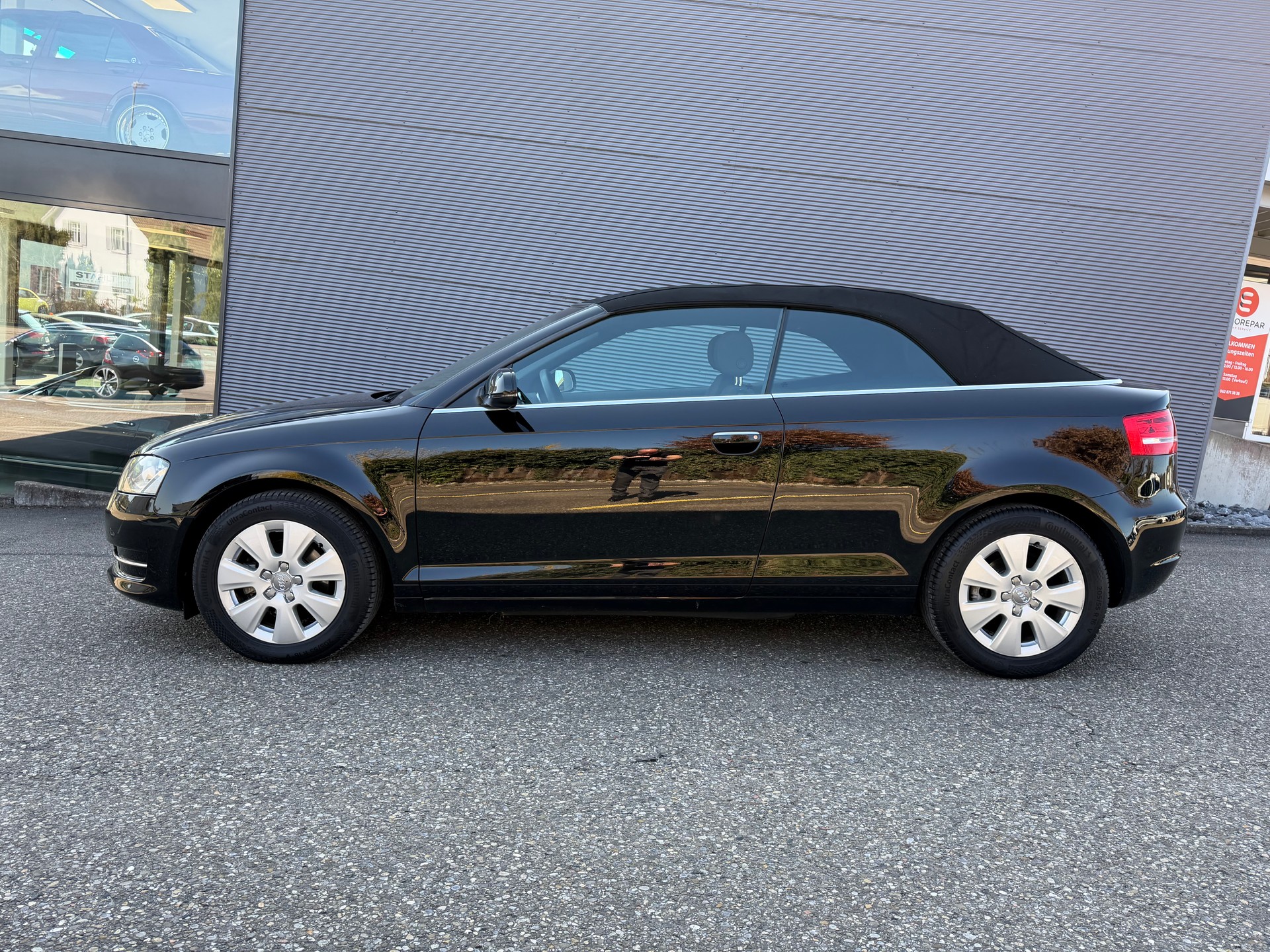 AUDI A3 Cabriolet 1.2 T FSI Attraction-image-6