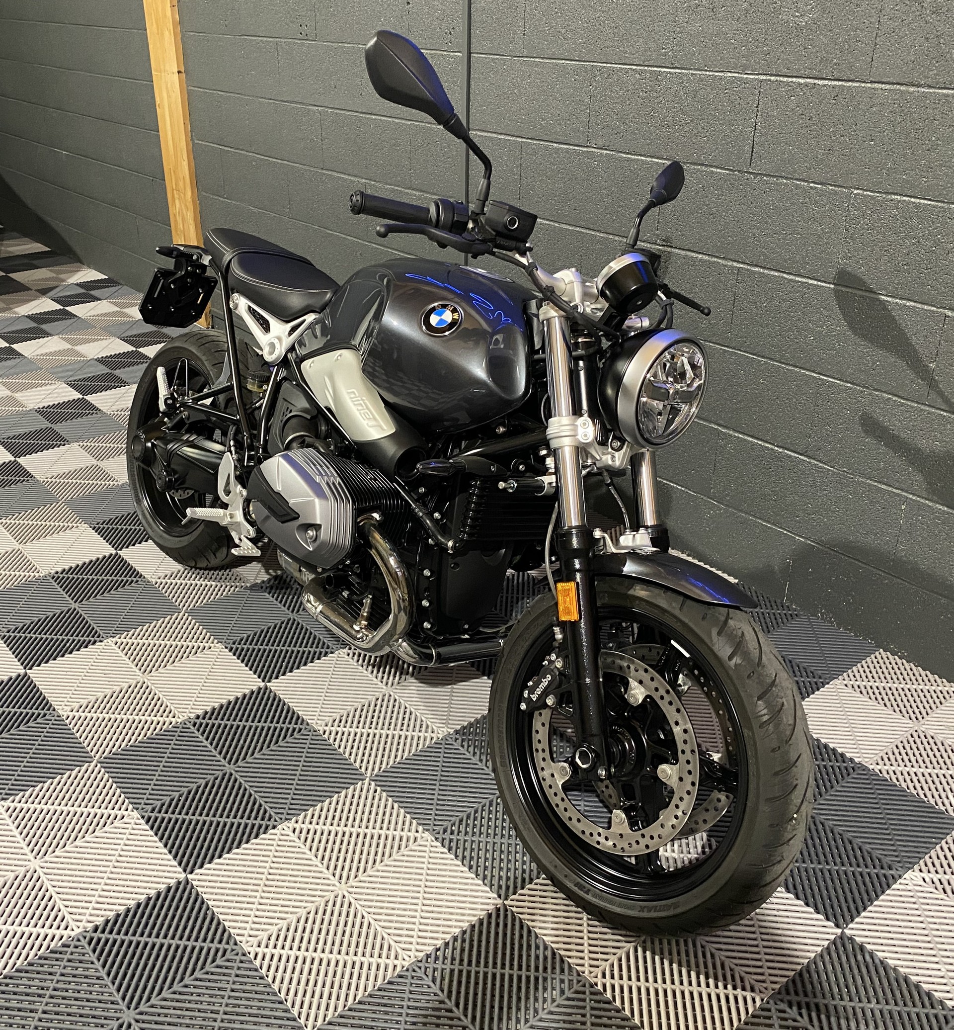 BMW R NINE T Pure A2-image-1
