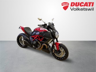 DUCATI Diavel 1200 Carbon-image-0