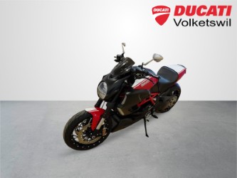DUCATI Diavel 1200 Carbon-image-10