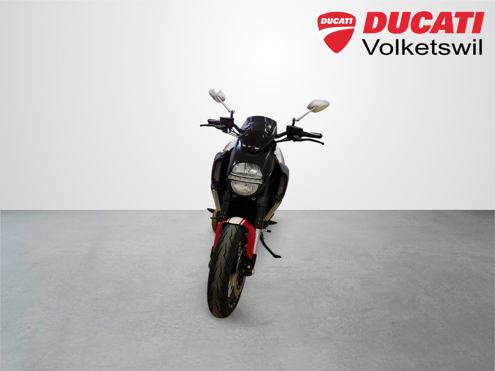 DUCATI Diavel 1200 Carbon-image-11
