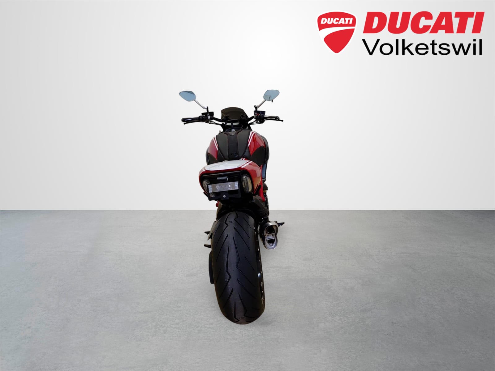DUCATI Diavel 1200 Carbon-image-8