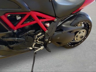 DUCATI Diavel 1200 Carbon-image-4