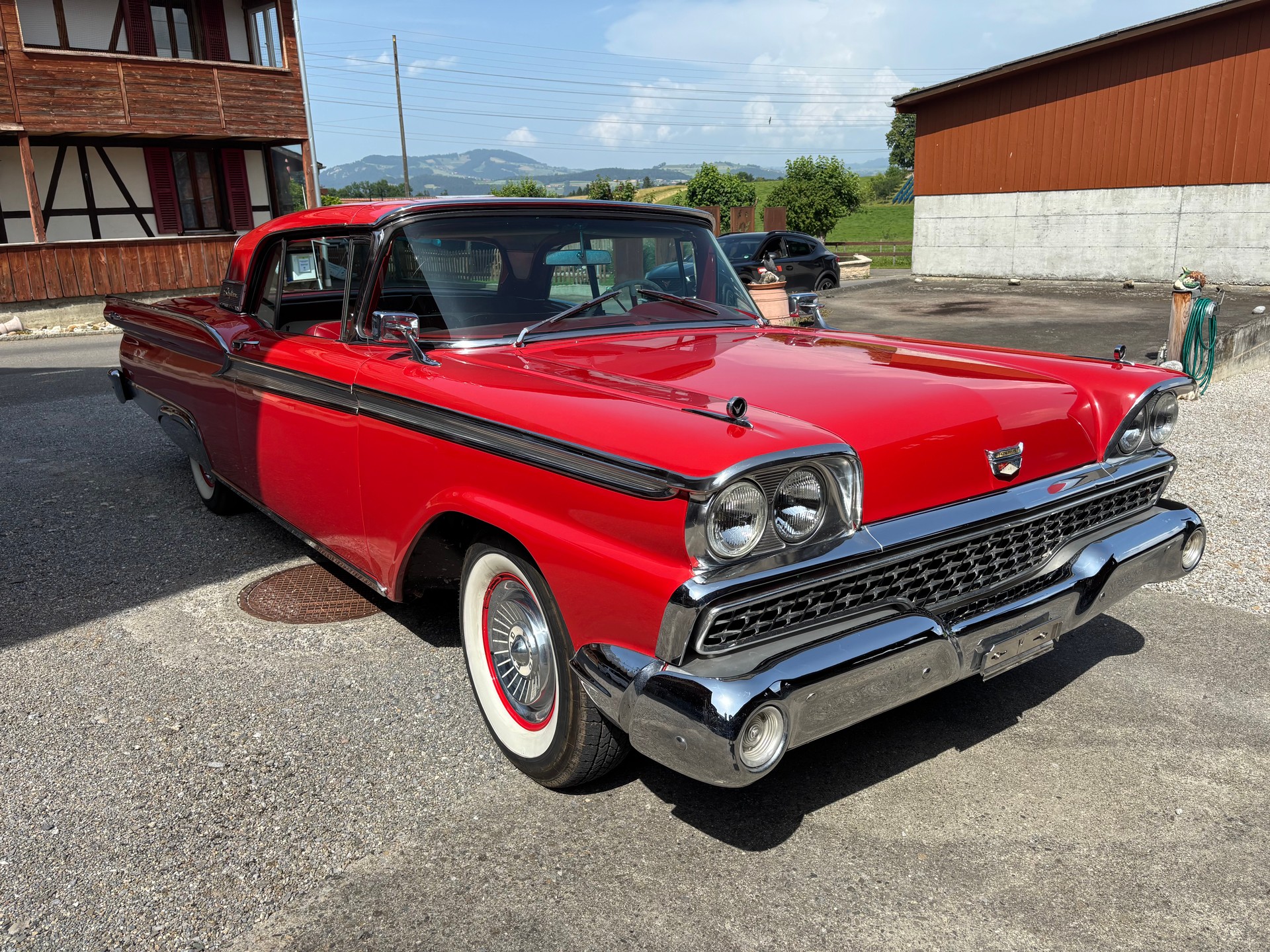 FORD Fairlane 500 Skyliner V8 300 PS-showroom-element-1