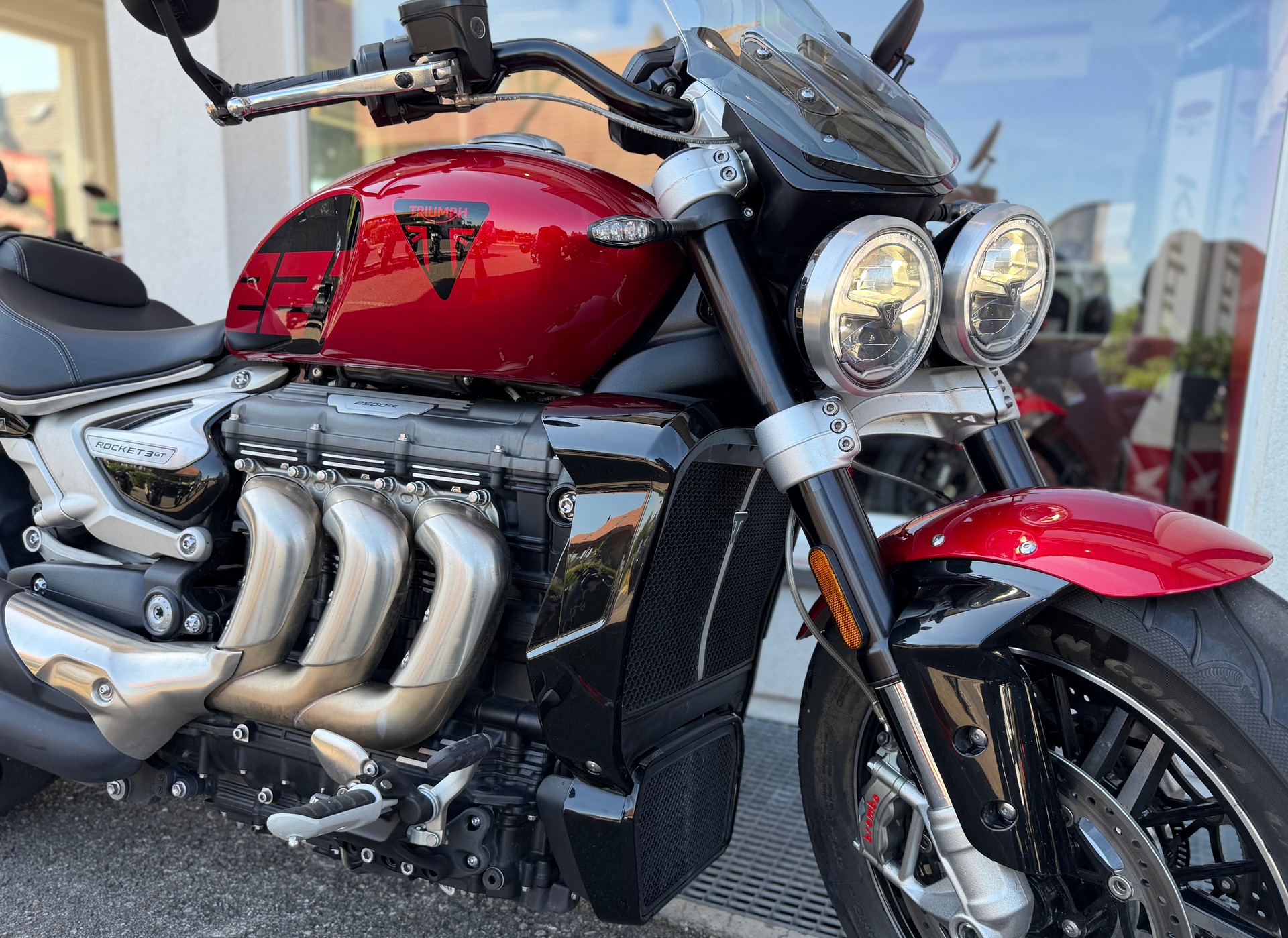 TRIUMPH Rocket 3 GT 221 Special Edition-image-5