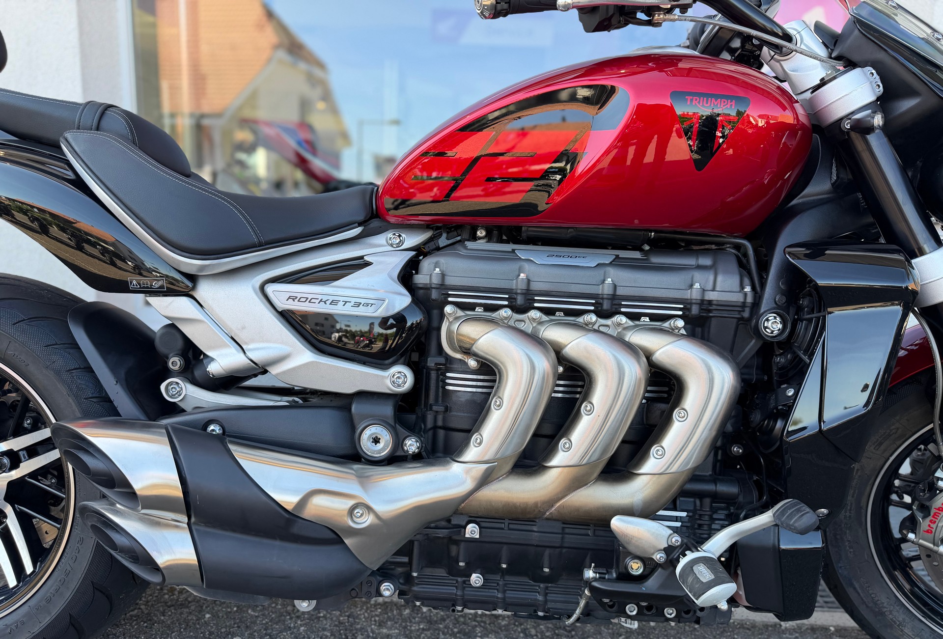 TRIUMPH Rocket 3 GT 221 Special Edition-image-6
