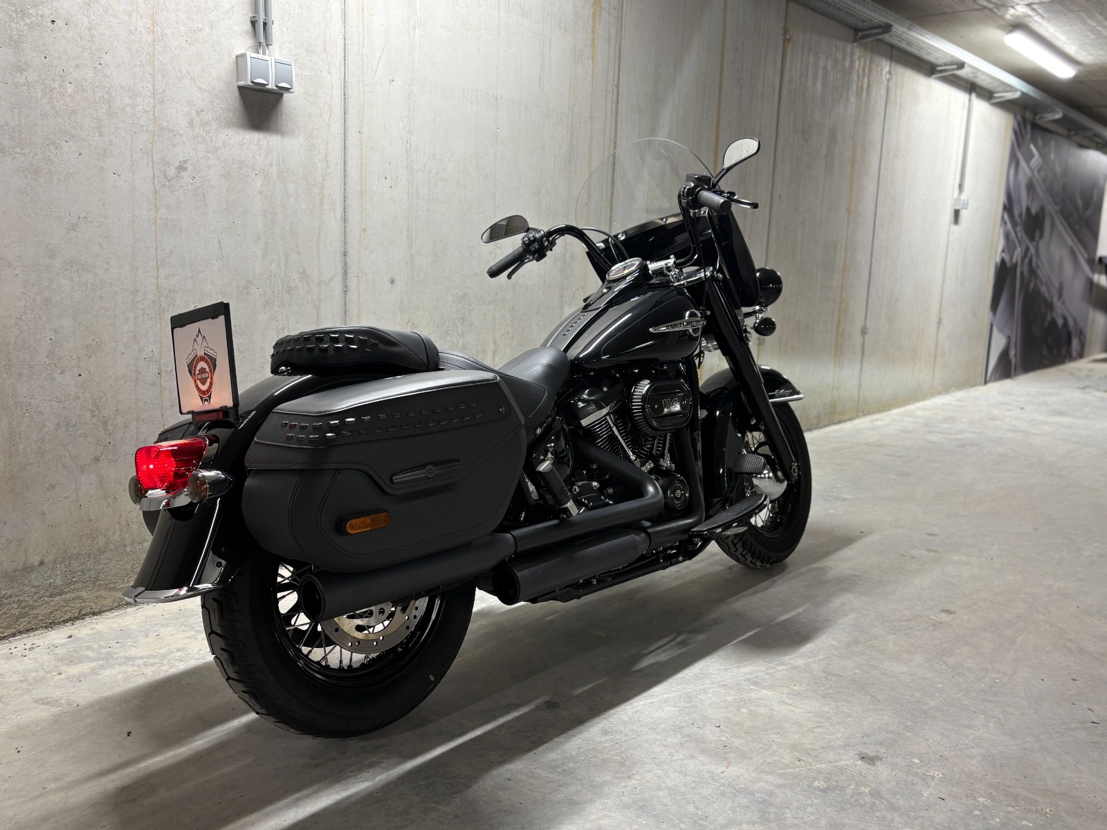 HARLEY-DAVIDSON FLHC Heritage Classic 107 ABS-image-1
