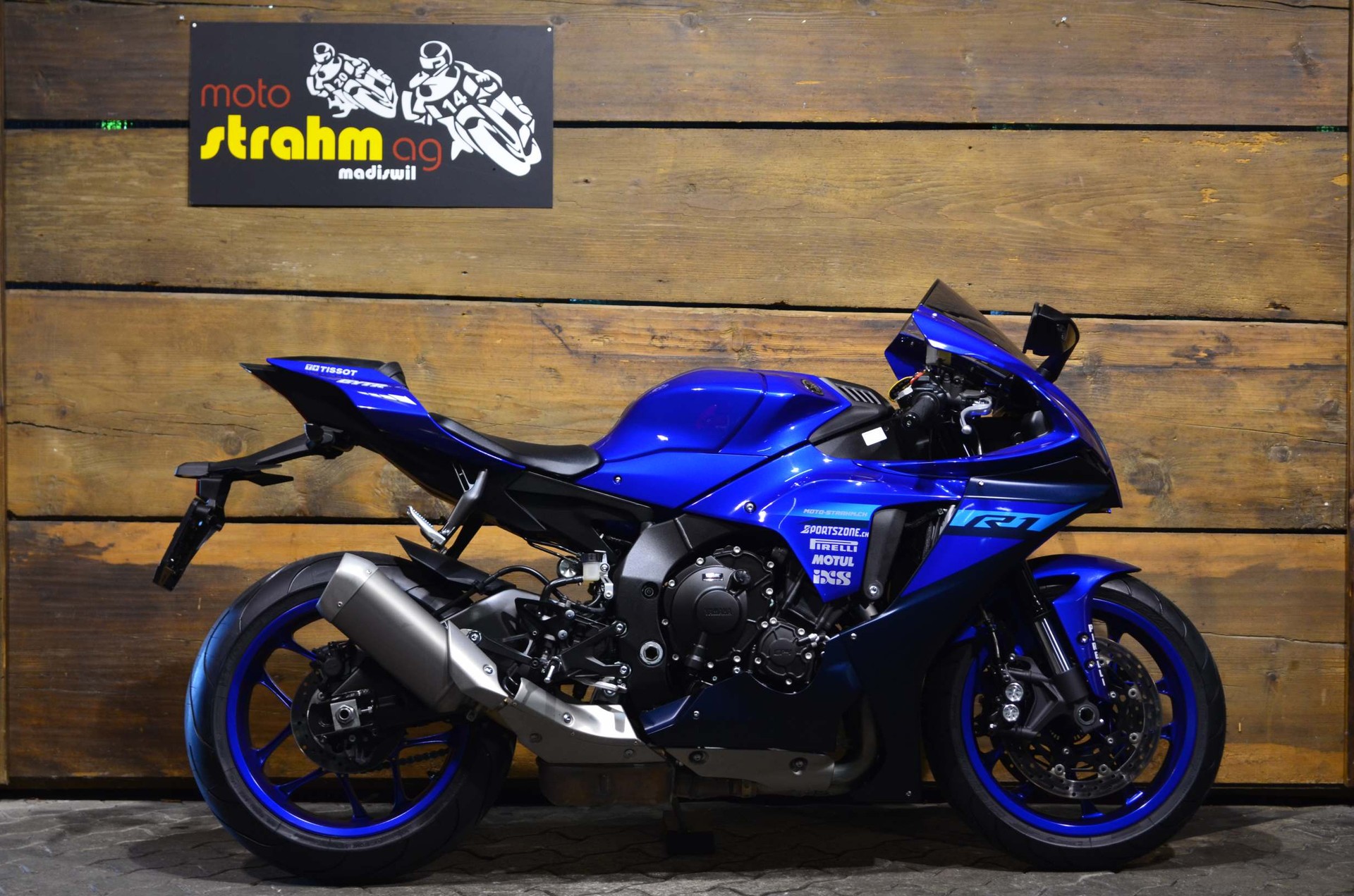 YAMAHA YZF-R1 ABS-image-1