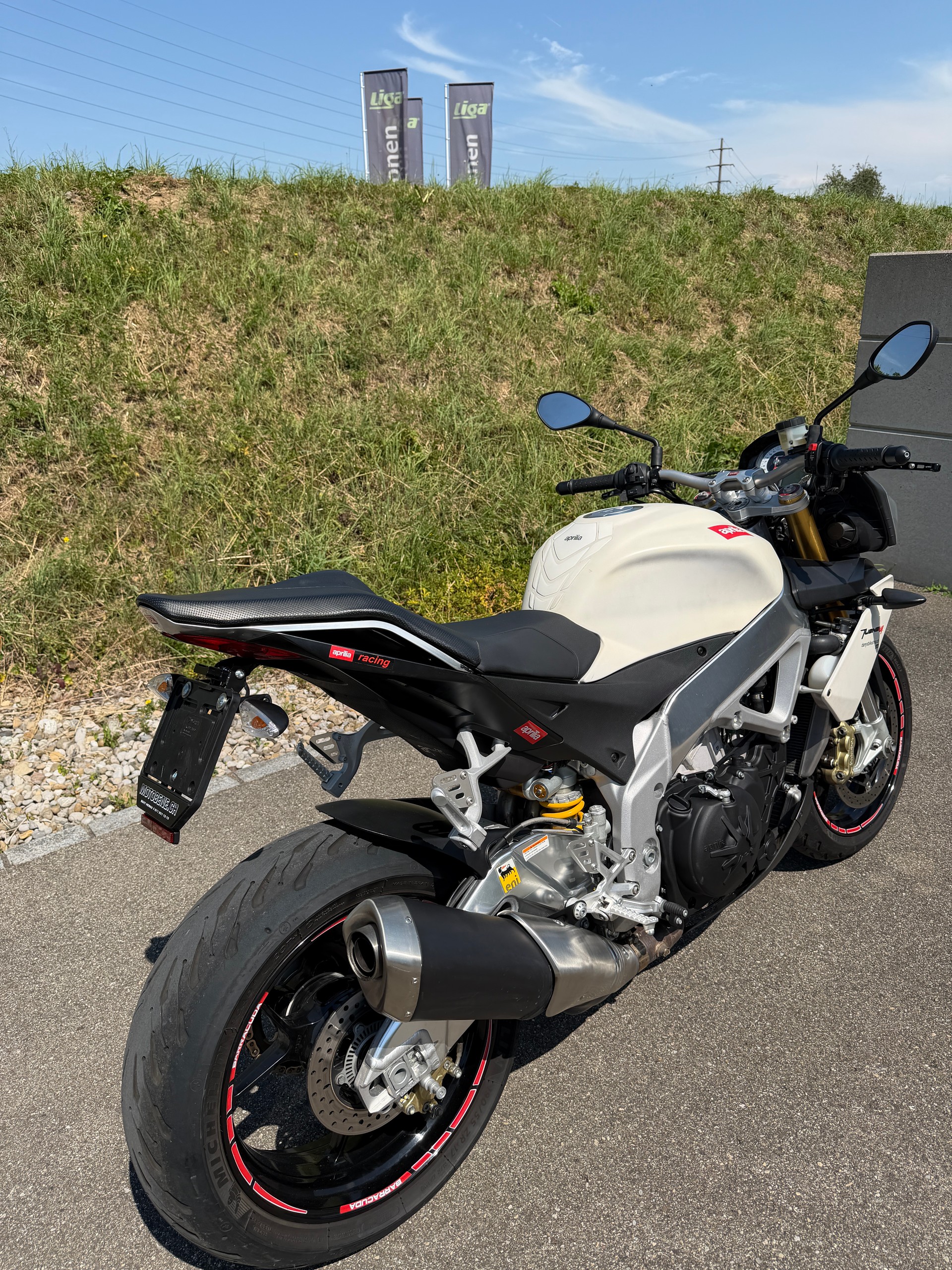 APRILIA Tuono V4 R APRC-image-3
