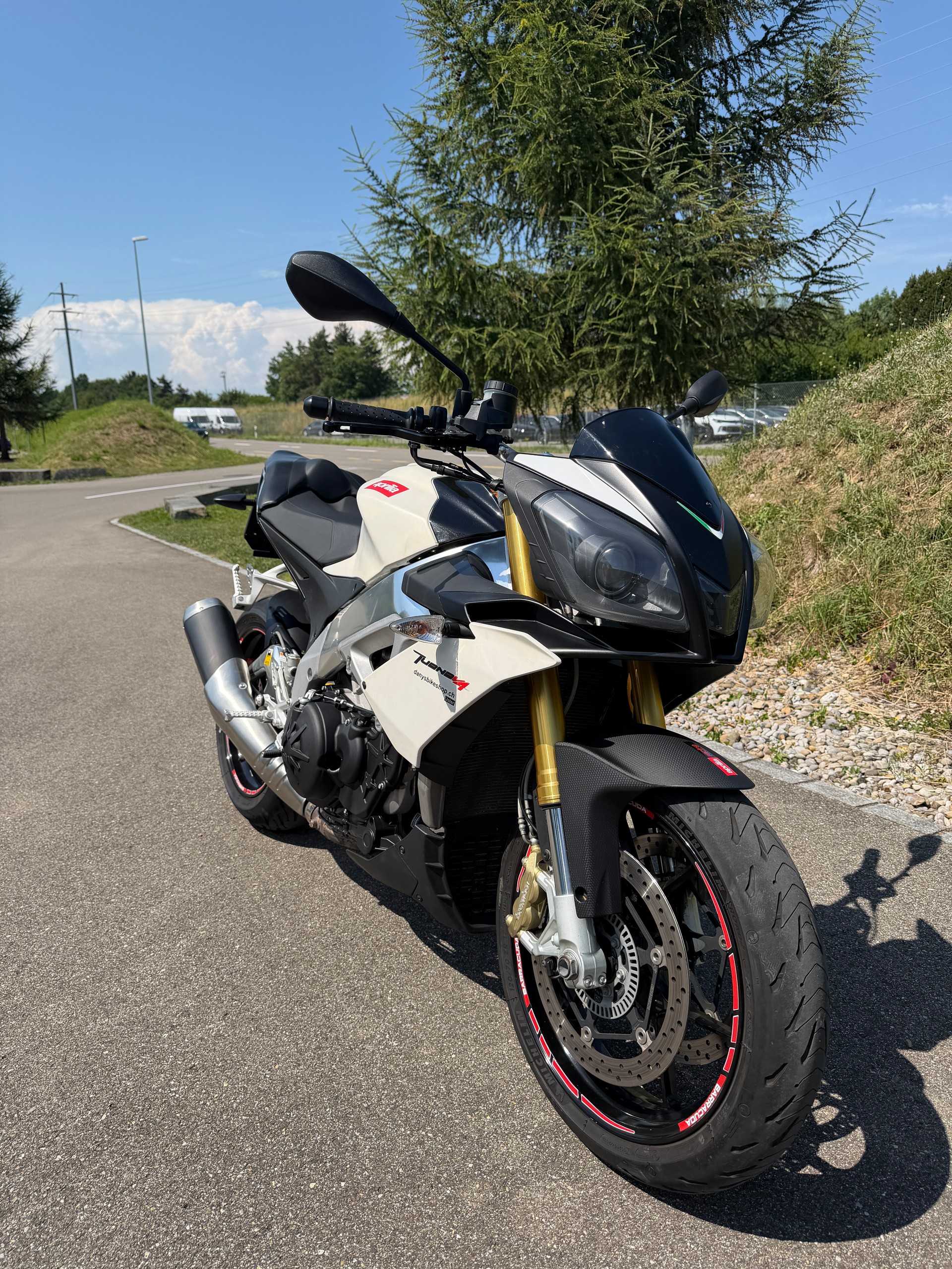 APRILIA Tuono V4 R APRC-image-1