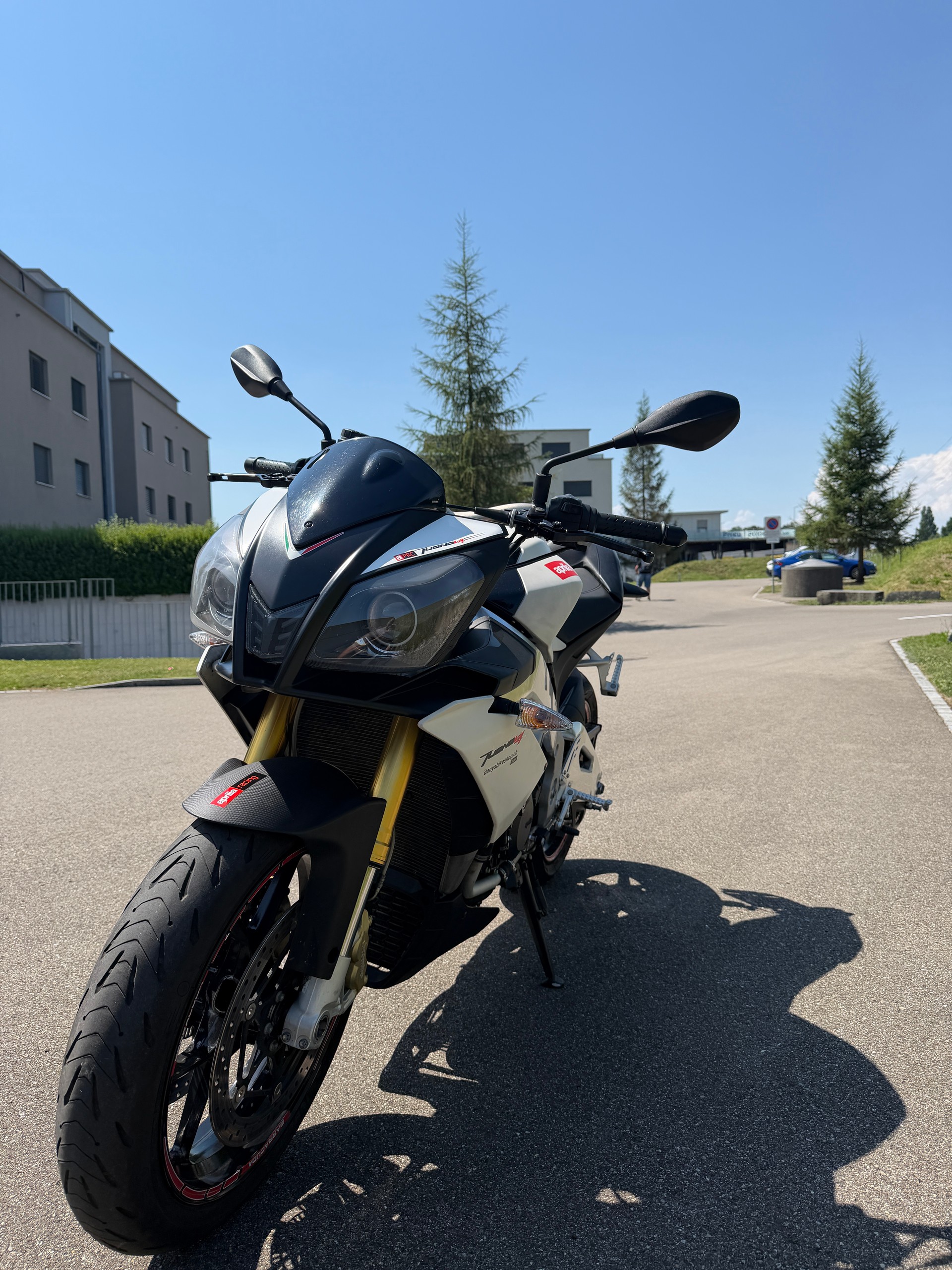 APRILIA Tuono V4 R APRC-image-0