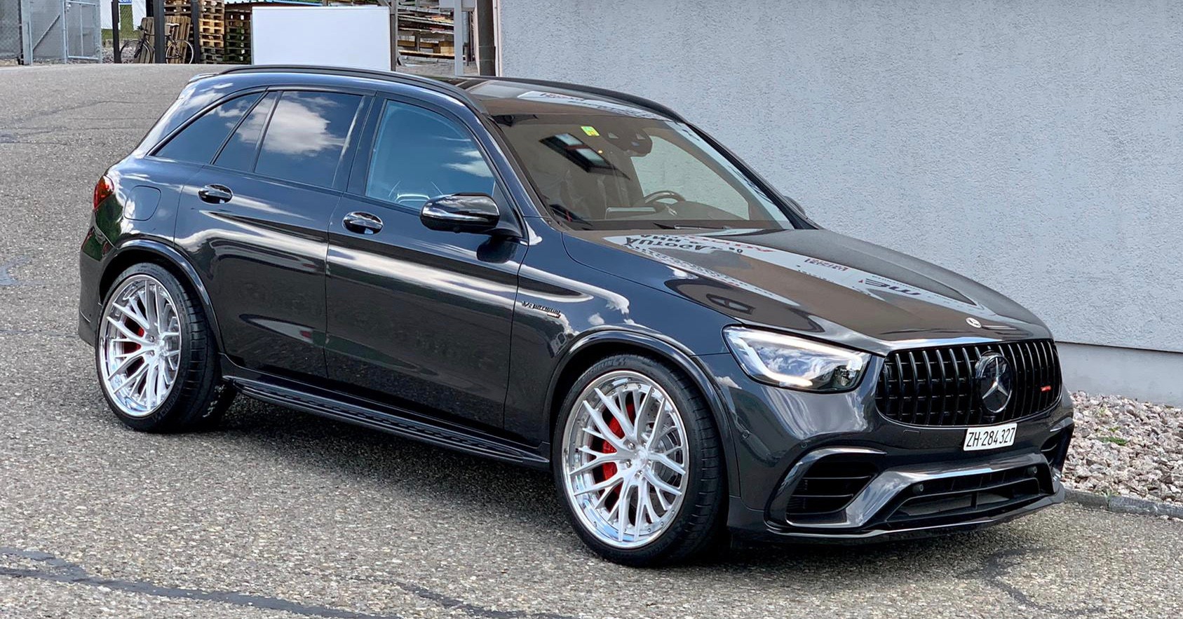 MERCEDES-BENZ GLC 63 S AMG 4m+-image-1