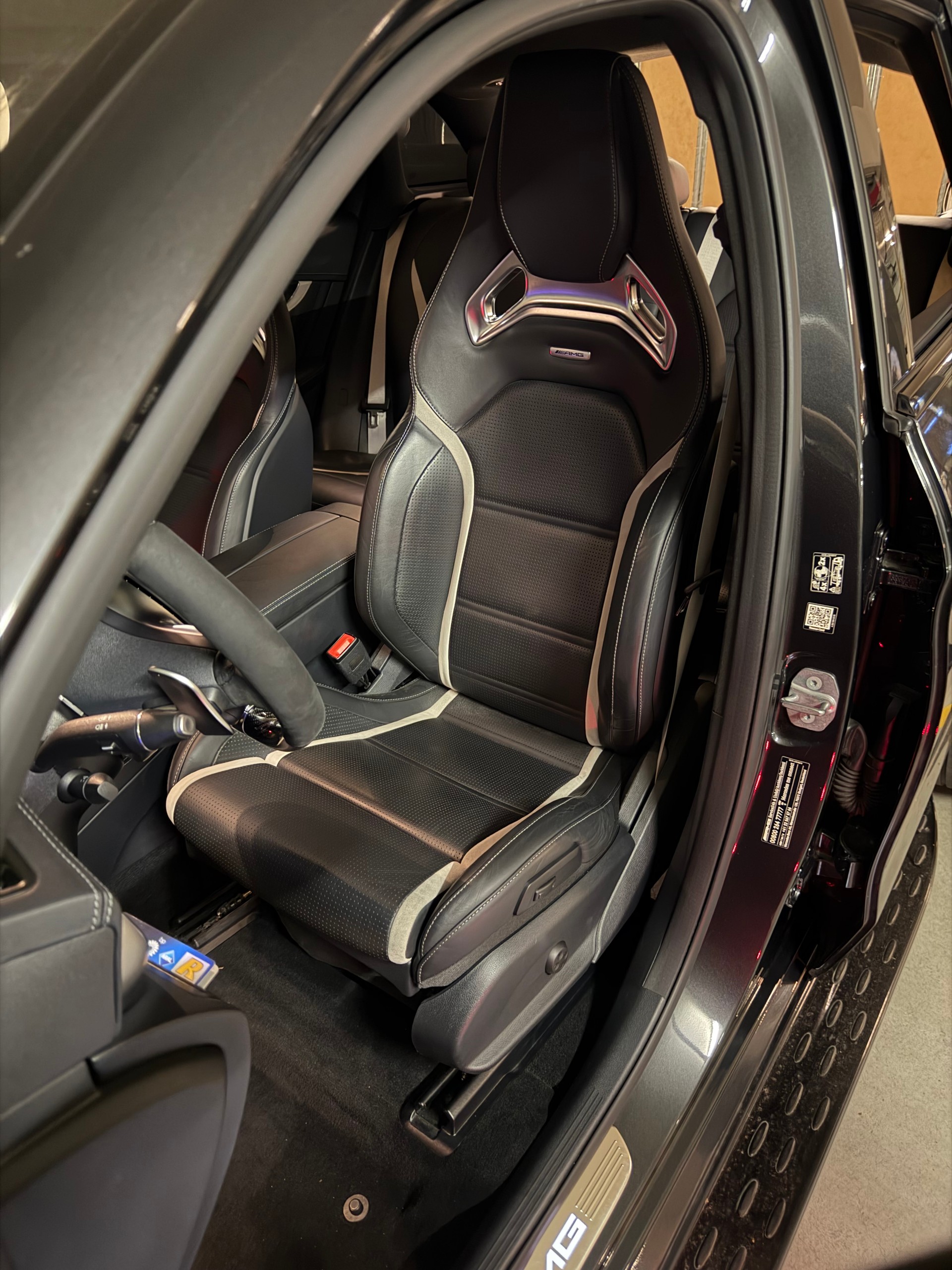 MERCEDES-BENZ GLC 63 S AMG 4m+-image-11