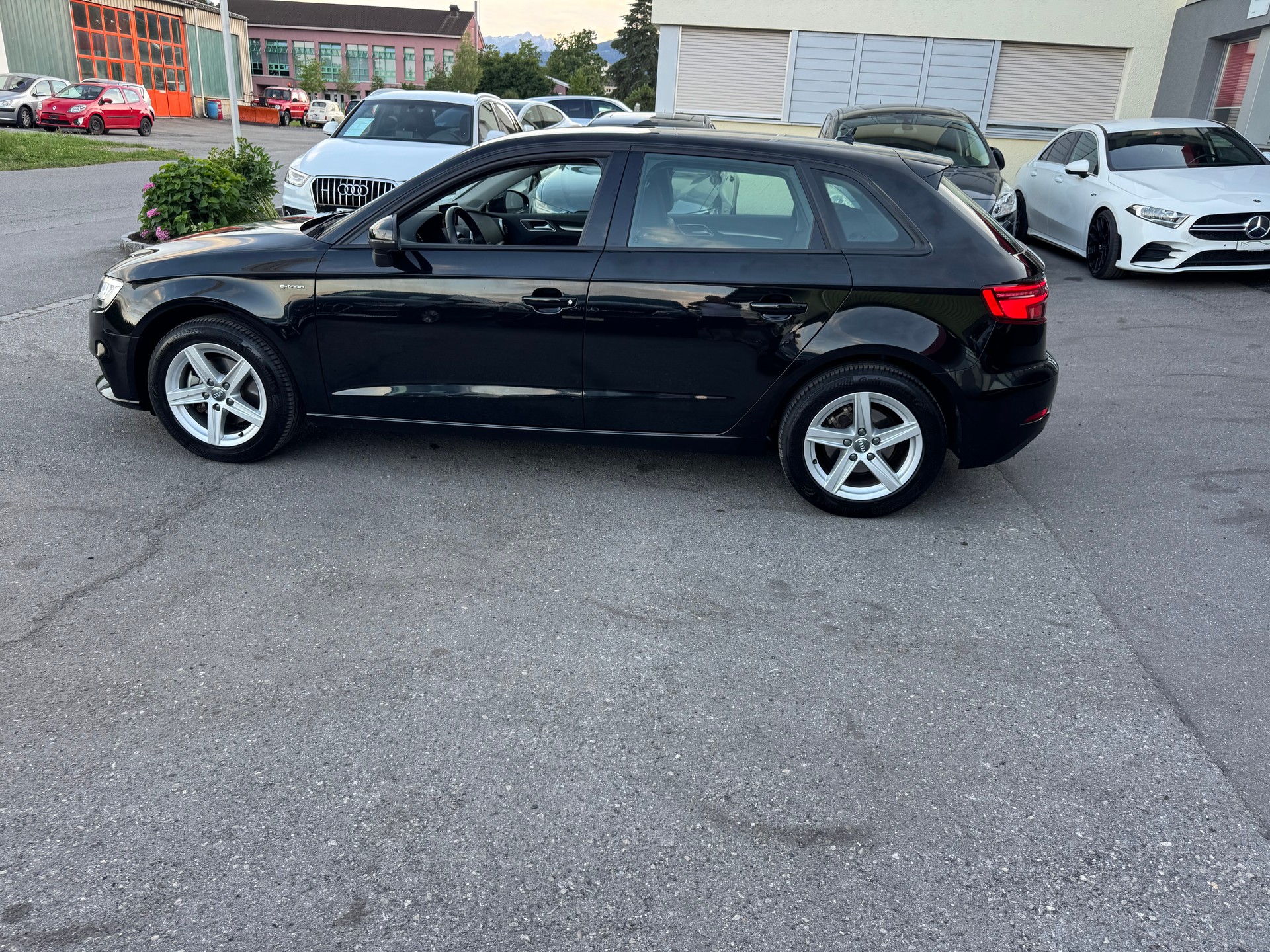 AUDI A3 Sportback 1.4 TFSI g-tron-image-4